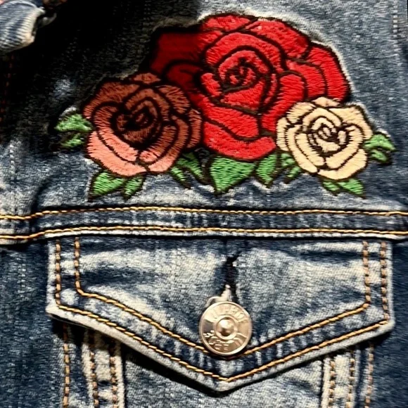 NEW Lularoe Harvey Floral Embroidered Denim Jacket Medium NWT - Picture 6 of 6